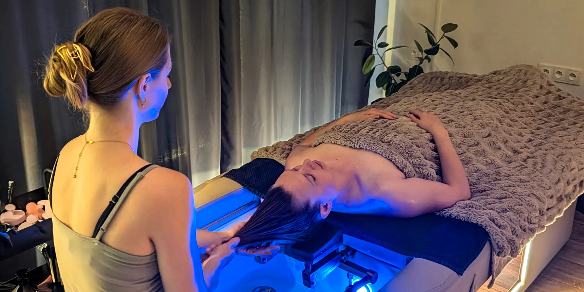 Head spa: suché, relaxační i s trichologií
