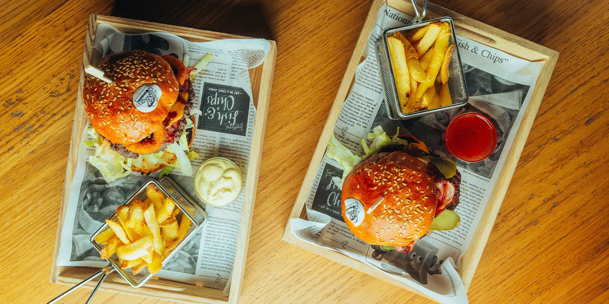 1 nebo 2 burgery dle výběru vč. hranolek a omáčky