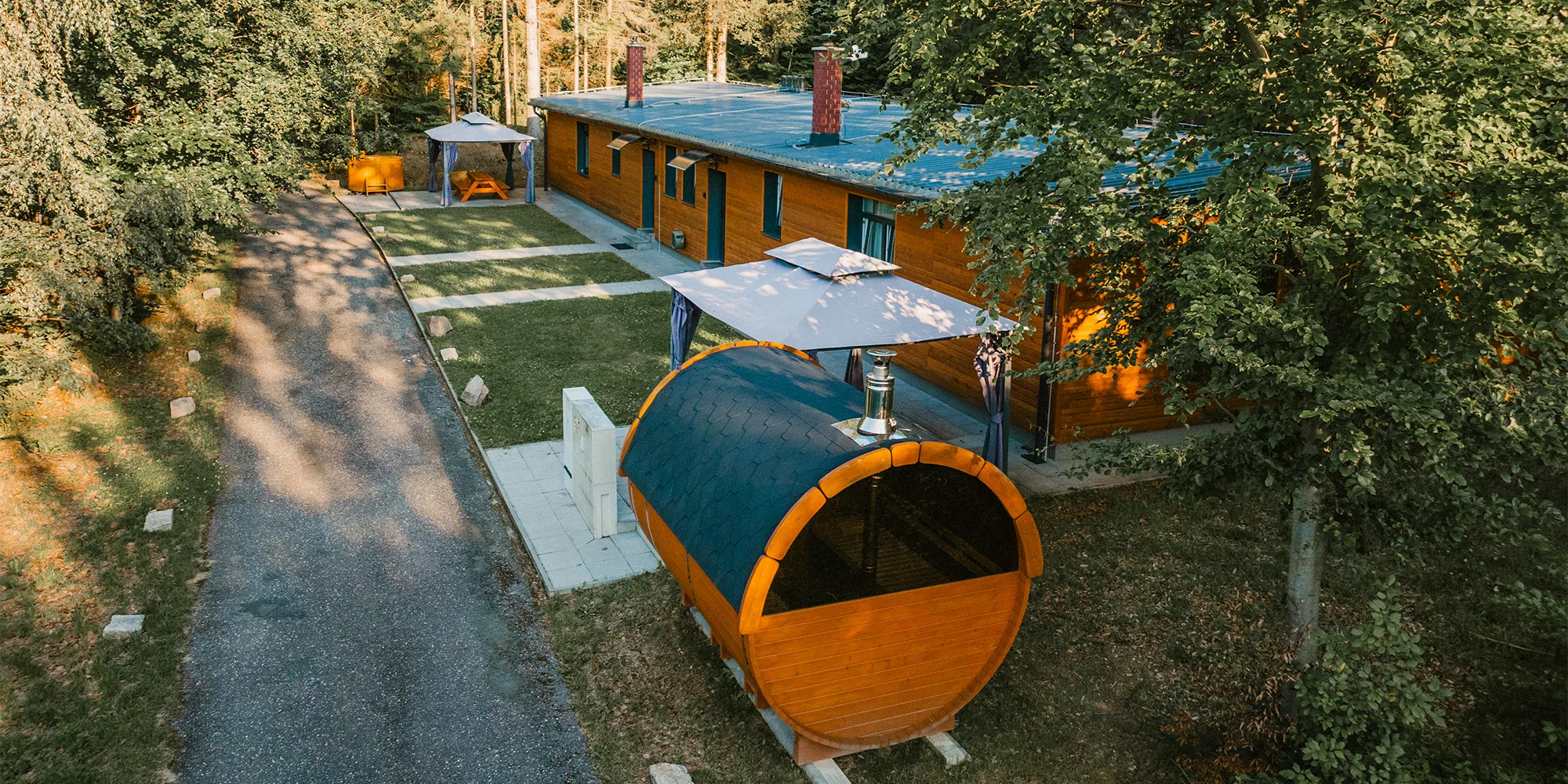 Apartmány v Jeseníkách: spaní na peci, sauna i koupací sud