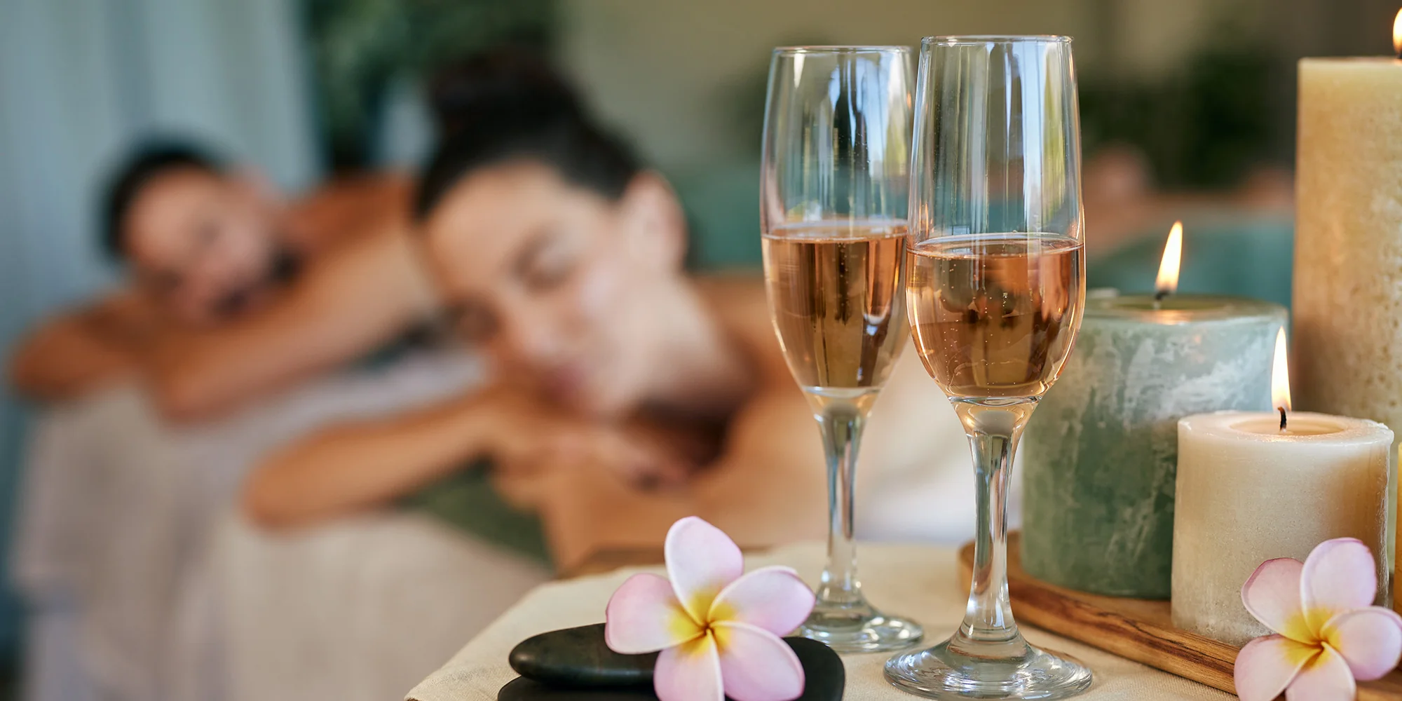 Královské vánoční balíčky s masáží: pro ženy, pro muže i páry