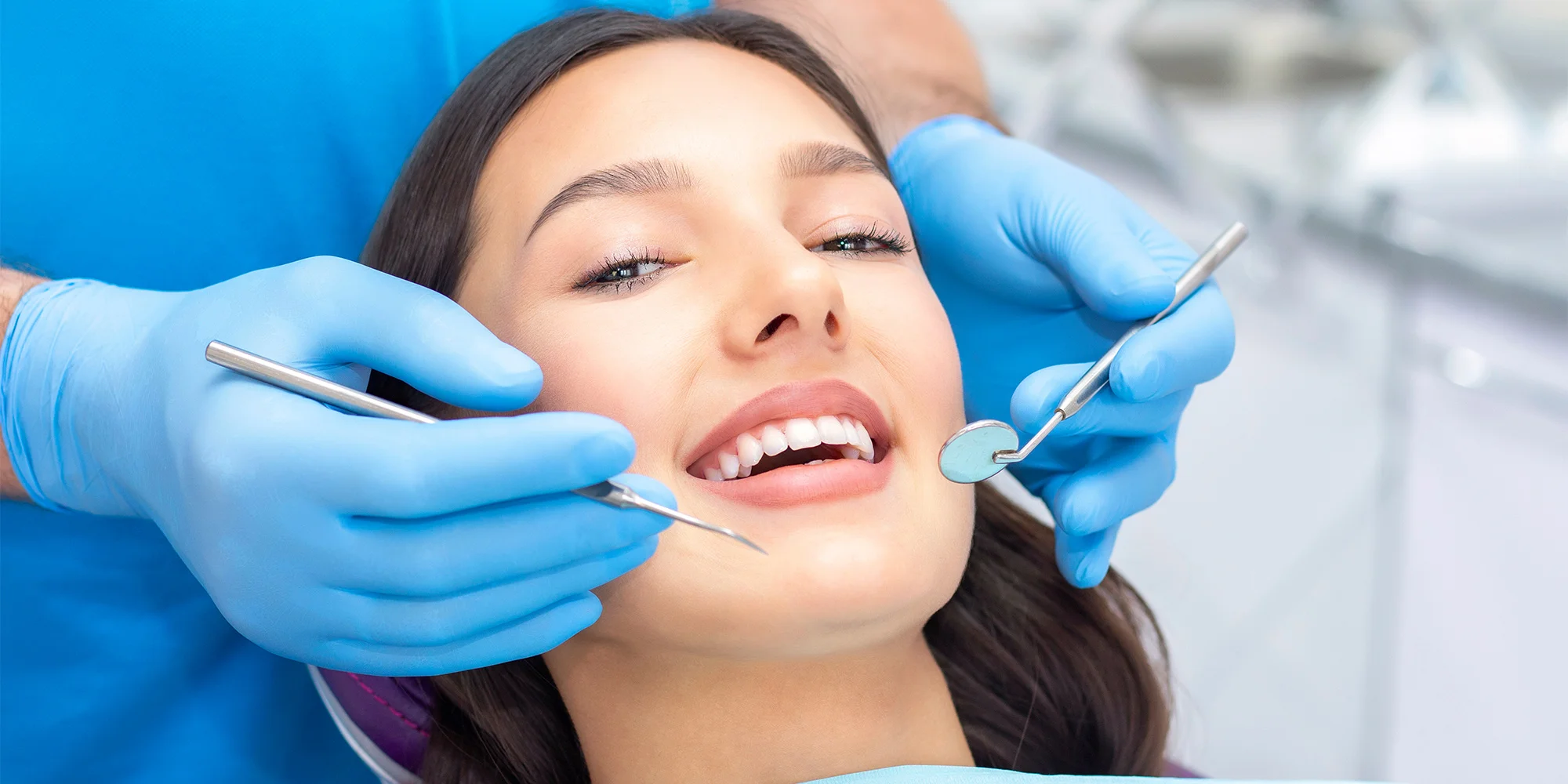 Dentální hygiena i profi bělení zubů na Smíchově