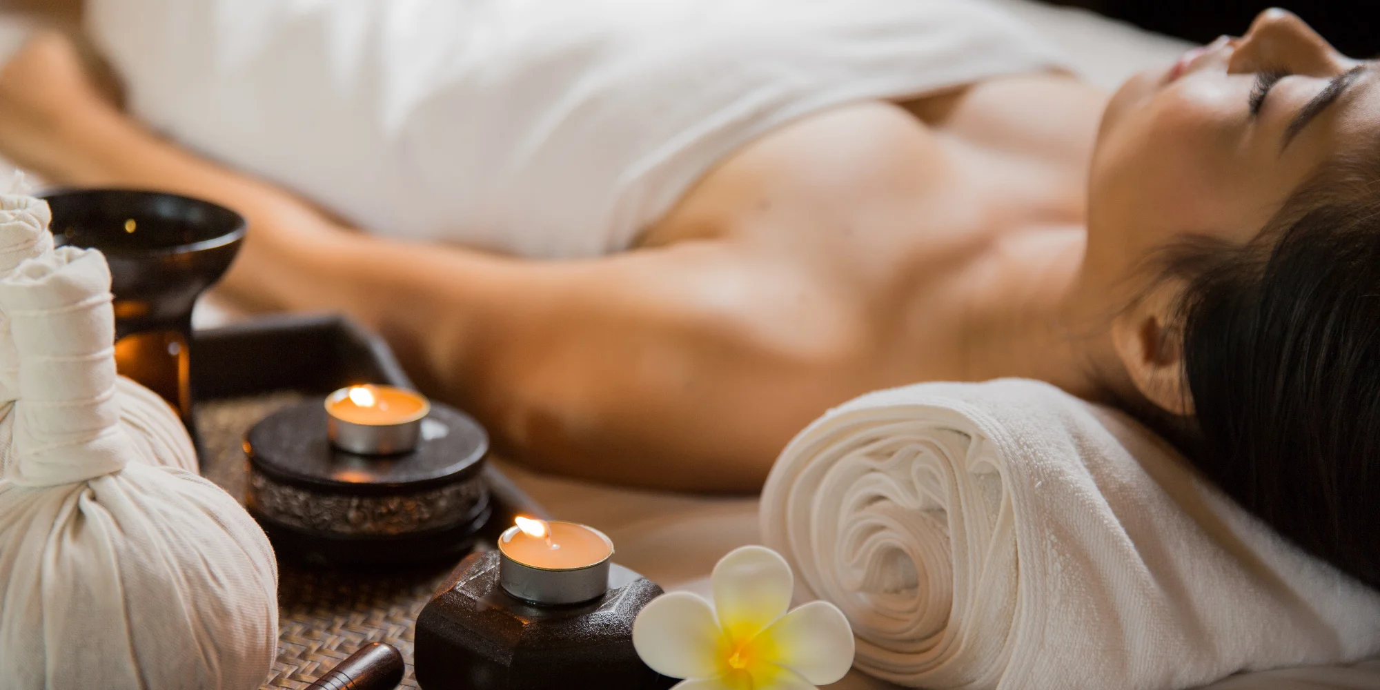 Tělový rituál Tropický relax: peeling, maska a masáž