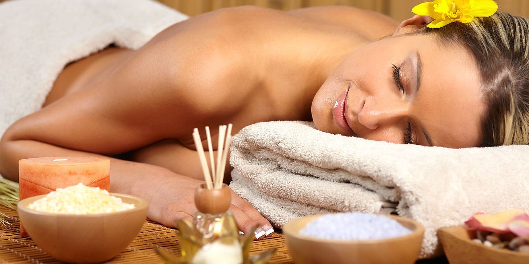 Spa relaxation. Шоколадное наслаждение спа. Фитобочка в спа салоне. Марципановый каприз спа программа. Наслаждение шоколадом.