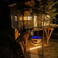 Domček na strome s privátnou vírivkou