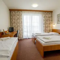 Třílůžkový pokoj (16–20 m²)