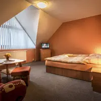 Dvojlôžková izba s oddelenými lôžkami (15 m²)