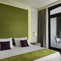Dvoulůžkový pokoj Superior s částečným výhledem na moře (19–25 m²)