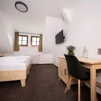 Menšia izba (20 m²)