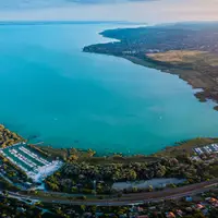 Pláže Balatonalmádi