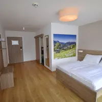 Dvoulůžkový pokoj s výhledem na hory (20 m²)
