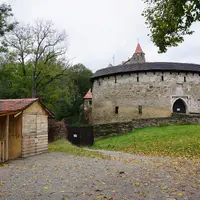 Po naučných stezkách pod hradem Pernštejn