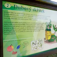 Zámecký park Karlova Koruna v Chlumci nad Cidlinou