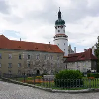 Nové Město nad Metují, zámek a park