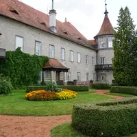 Nové Město nad Metují, zámek a park