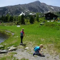 Zábavní park Heidi Alm a jezero Falkertsee