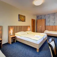 Čtyřlůžkový pokoj – standard (28 m²)