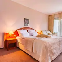 Dvoulůžkový pokoj Comfort s balkonem (30 m²)