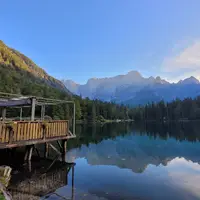 Lago Inferiore di Fusine a Lago di Fusine Superiore