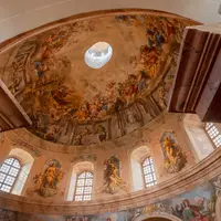 Zámek Jaroměřice nad Rokytnou s kostelem sv. Markéty