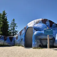 Steinplatte a zážitkový park Triassic Park