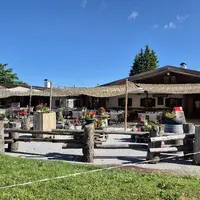 Steinplatte a zážitkový park Triassic Park
