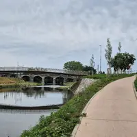 Rulerrovo nábřeží aneb brněnská náplavka