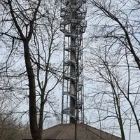 Zřícenina letohrádku Belveder a rozhledna Vysoká