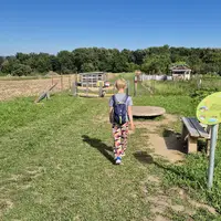 Naučná stezka Putování s kuličkou krajinou Mutěnic