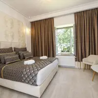 Dvojlôžková izba s manželskou posteľou č. 8 + 11 (20 m²)