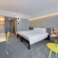 Dvojlôžková izba s manželskou posteľou (25 m²)