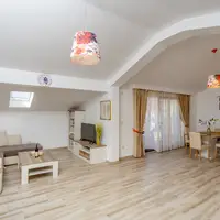 Deluxe apartmán s výhľadom na more (77 m²)