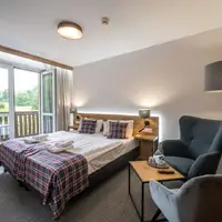 Třílůžkový pokoj Superior s přistýllkou (27 m²)