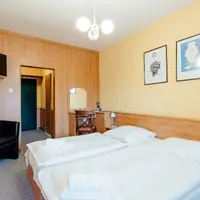 Dvojlôžková izba s prístelkou (20 m²)