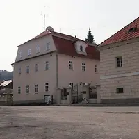Smraďavka – Lázně Leopoldov