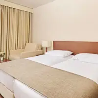 Dvojlôžková izba s čiastočným výhľadom na more (18 m²)