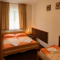 Třílůžkový pokoj