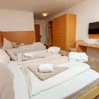 Dvoulůžkový pokoj Maiskogel s přistýlkou a terasou (24 m²)