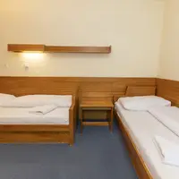 Trojlôžková izba