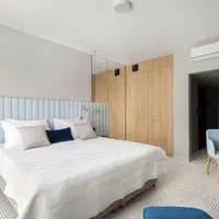 Standard King