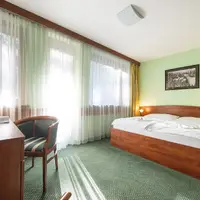 Poľovník - dvojlôžková izba (17–20 m²)