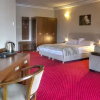 Třílůžkový pokoj s výhledem na jezero (20 m²)