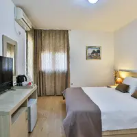 Pokoj Standard s částečným výhledem na moře (20 m²)