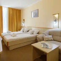 Dvojlôžková izba Superior s prístelkou (18–22 m²)