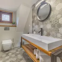 Štvorlôžková mezonetová izba s balkónom