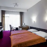 Dvoulůžkový pokoj s přistýlkou (25 m²)