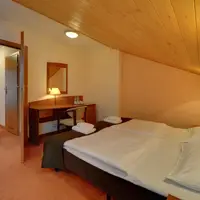 Čtyřlůžkový rodinný pokoj s přistýlkou (40 m²)