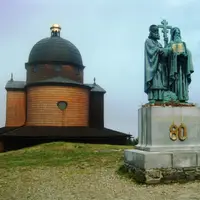 Z Horní Bečvy na Pustevny