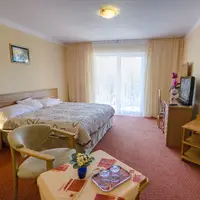 Dvoulůžkový pokoj s výhledem na jezero (20 m²)