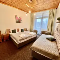 Trojlôžková izba s balkónom 11 (20 m²)