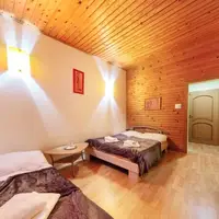 Třílůžkový pokoj